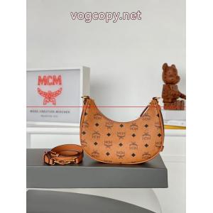 エムシーエム幅広い層におすすめ 冬秋物先行発売  人気新作スーパー コピー    バッグ.
