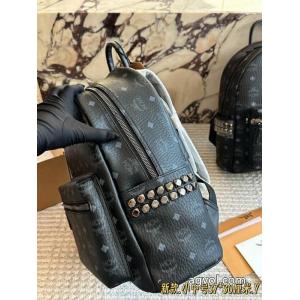 新作限定大人でエレ 軽くて使いやすい 人気急上昇ブランド コピーバッグエムシーエム コピー.