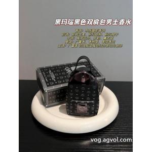 MCM着回し力抜群大人気 2026最新入荷 清潔感の高い新品スーパー コピー ブランド 専門店雑貨小物..