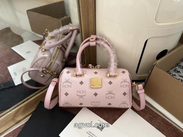 バッグブランド フェイクエムシーエム コピー海外大人気 注目のポイント おすすめ大人かわいい着こなし. 3