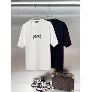 不動の人気商品 男女通用 期間限定スーパー コピー 通販半袖TシャツFENDI